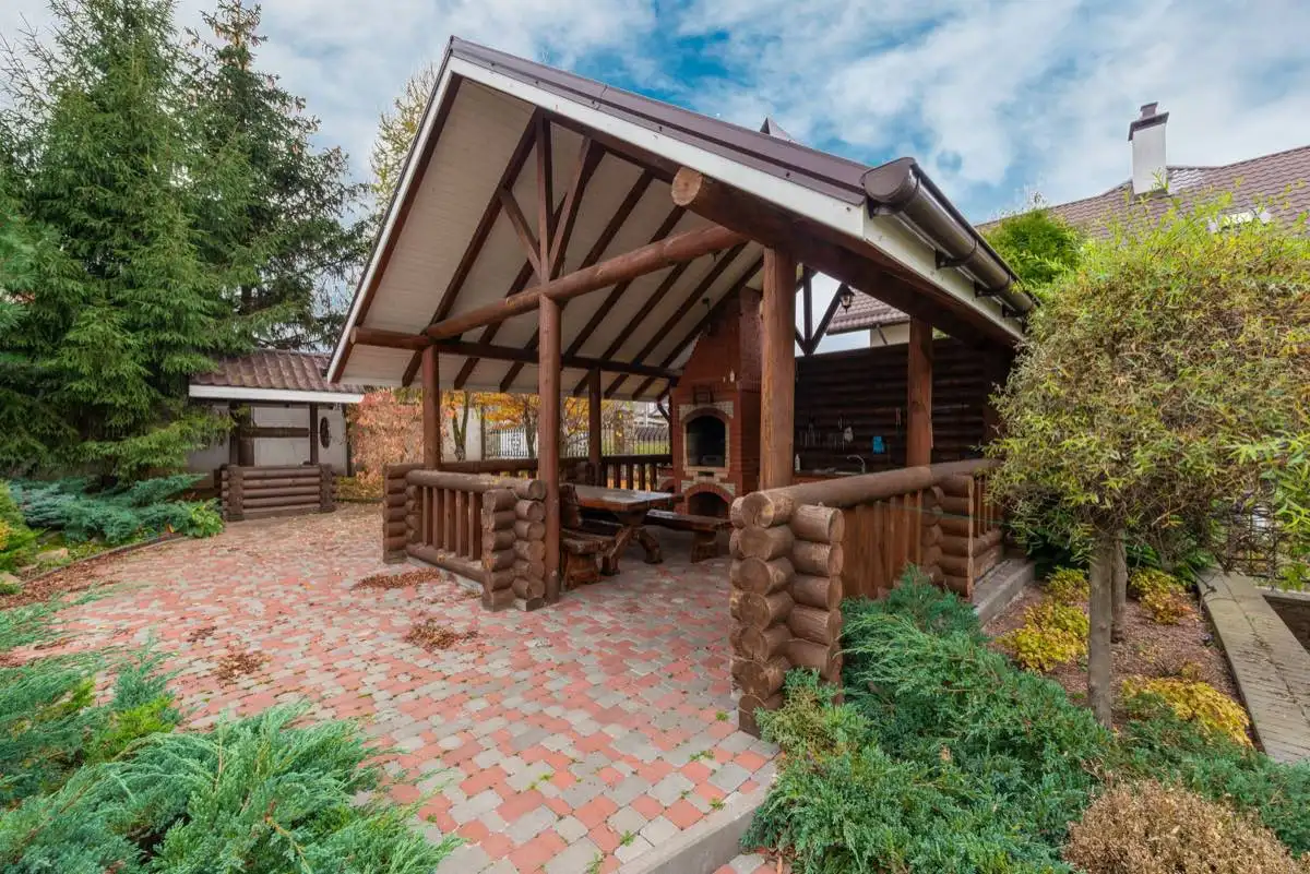 Screened Porches & Screen Rooms in Escondido, CA